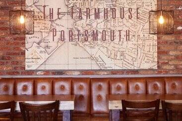 ホテル Farmhouse Innlodge By Greene King Inns