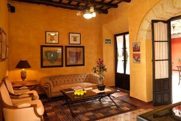 فندق La Casona De Calderon Gastronomic & Boutique