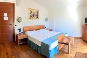 בית מלון כפרי Melody