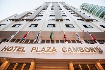 هتل Plaza Camboriu