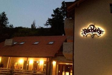 Общежитие Rocker's Inn