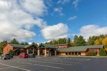 فندق Cobblestone  & Suites  Ladysmith