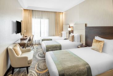 Отель Copthorne Makkah Al Naseem