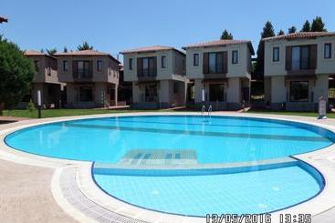 בית מלון כפרי Pi̇a Mya