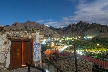 بنسيون Khachats Toun Heritage