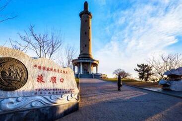 فندق Greentree Inn Dalian North Railway Station Express