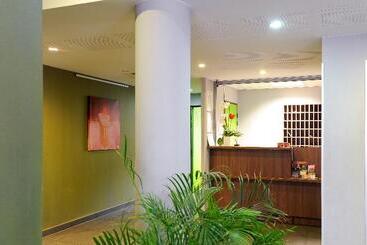 آپارتمان Appart Hôtel Mer & Golf City Perpignan Centre