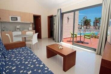 هتل آپارتمان Caybeach Caleta