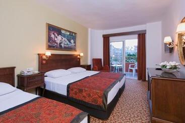 Antique Roman Palace Museum Hotel   Adults Only Ultra All Inclusive