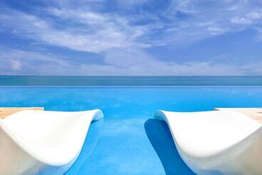 International Hotel Casino & Tower Suites