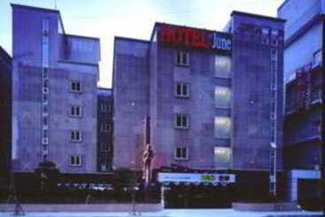 Tourist Hotel June