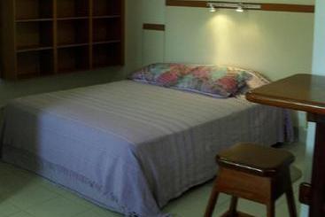 호텔 Michelo Suites