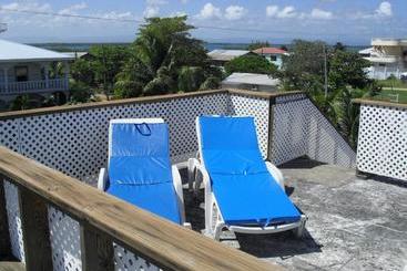 هتل Michelo Suites