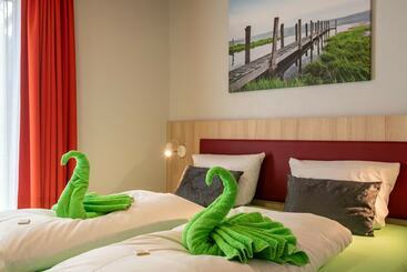 Отель Garni Seerose Lindau Insel Zentrum Bodensee