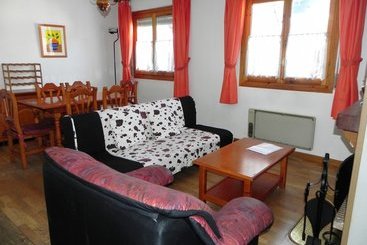 Apartamentos Jaca 3000