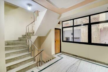 فندق Oyo 78781  Moon Light