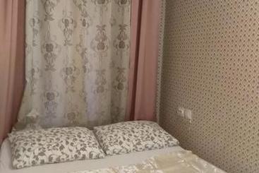 هاستل Gostevoy Dom Na Suhkharevke
