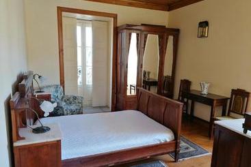 קוטג'' Casa Da Tojeira