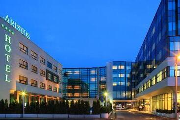 Отель Aristos