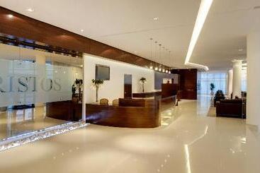 בית מלון כפרי Aristos