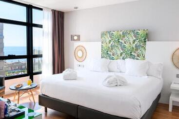 هتل Catalonia Málaga