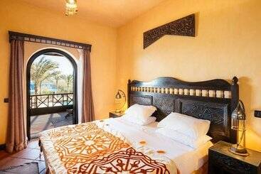 هتل Dahab Paradise