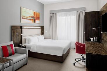 هتل Holiday Inn Express Dubai Internet City, An Ihg