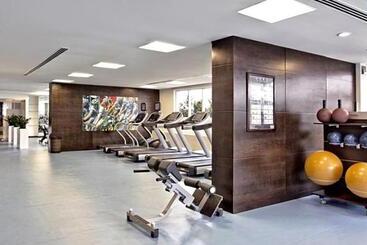 هتل Media Rotana Dubai