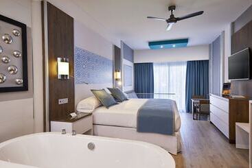 Hotel Riu Palace Riviera Maya - All Inclusive