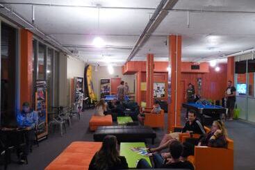 酒店 Rock Solid Backpackers Rotorua