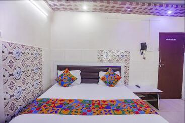 호텔 Fabexpress Kanha Dham