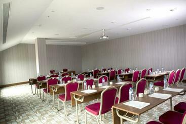 فندق Ramada By Wyndham Sakarya Hendek