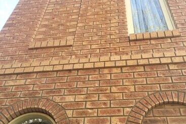 مُتل Bright On Track