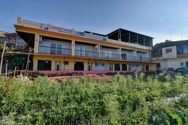 住宿加早餐  Prashant Cottage