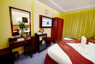 Отель Al Waleed Tower