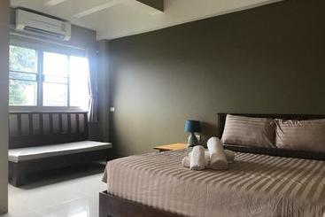 בית מלון כפרי Baan Ton Chan