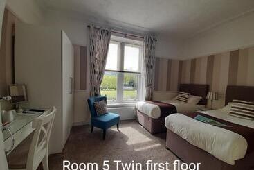 膳宿费 Buchan Guest House