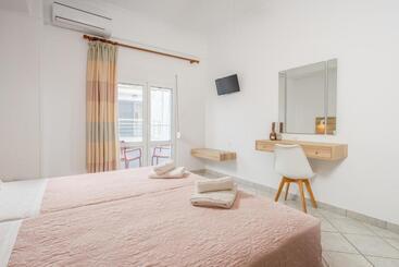 펜션 Eftihia Studios