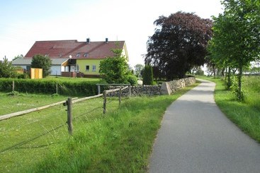 Сельский дом Welcoming Apartment With Garden In Kröpelin