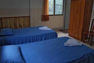 Отель Tanya House