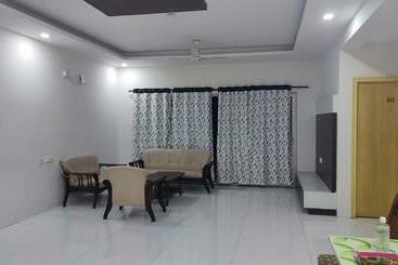 فندق Cyc 005 Udaya Elite Apartments