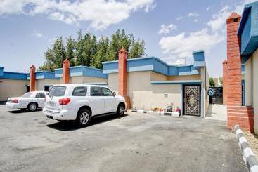 Отель Oyo 584 Al Wathenani Resort