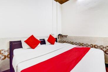 Отель O Paradise Inn