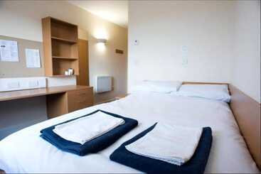 Пансион Stylish Rooms Penryn