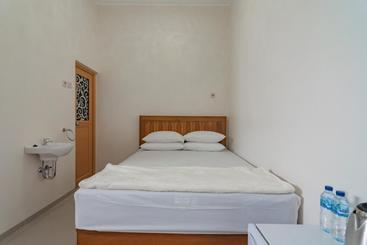 ホテル Koolkost Near Mall Ratu Indah