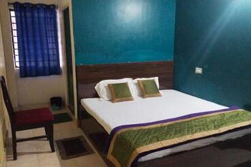 Отель Shivanand