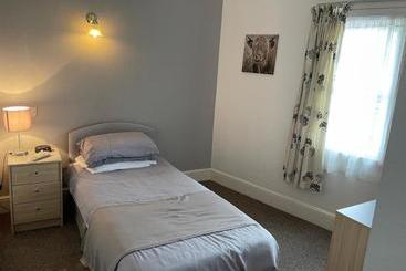 هتل The Stokesay Inn & B&b