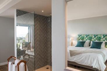 پانسیون Ridge House