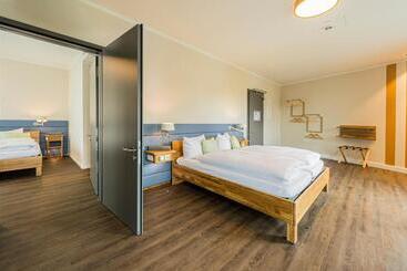 민박 Neues Pastorat