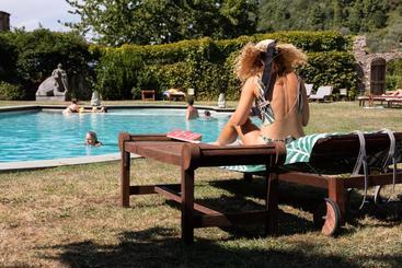 تختخواب و صبحانه Villa Nottolini